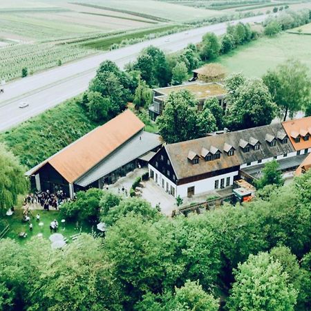 Hotel Waldvogel Leipheim Eksteriør bilde