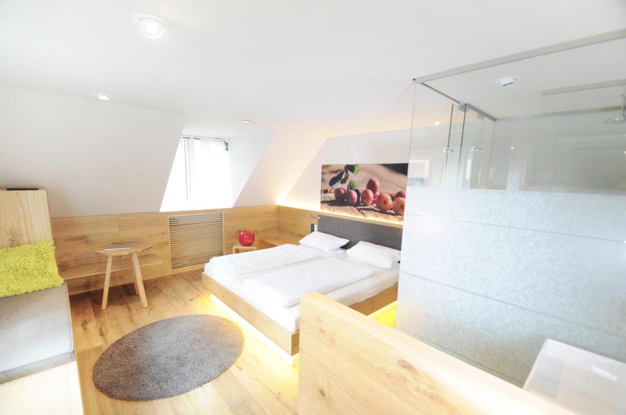 Hotel Waldvogel Leipheim Eksteriør bilde